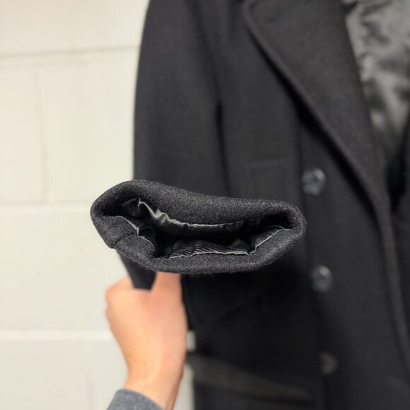 Schott Pea Coat - Men's Black Size Medium - Wool - Made in Canada - Picture 7 of 9